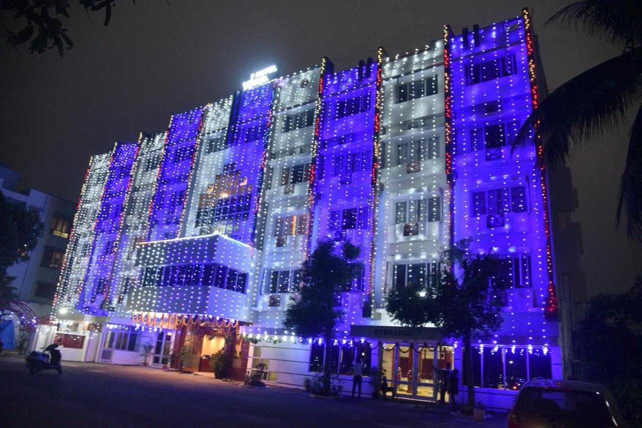 Hotel Vijaya Residency Anakāpalle Kültér fotó